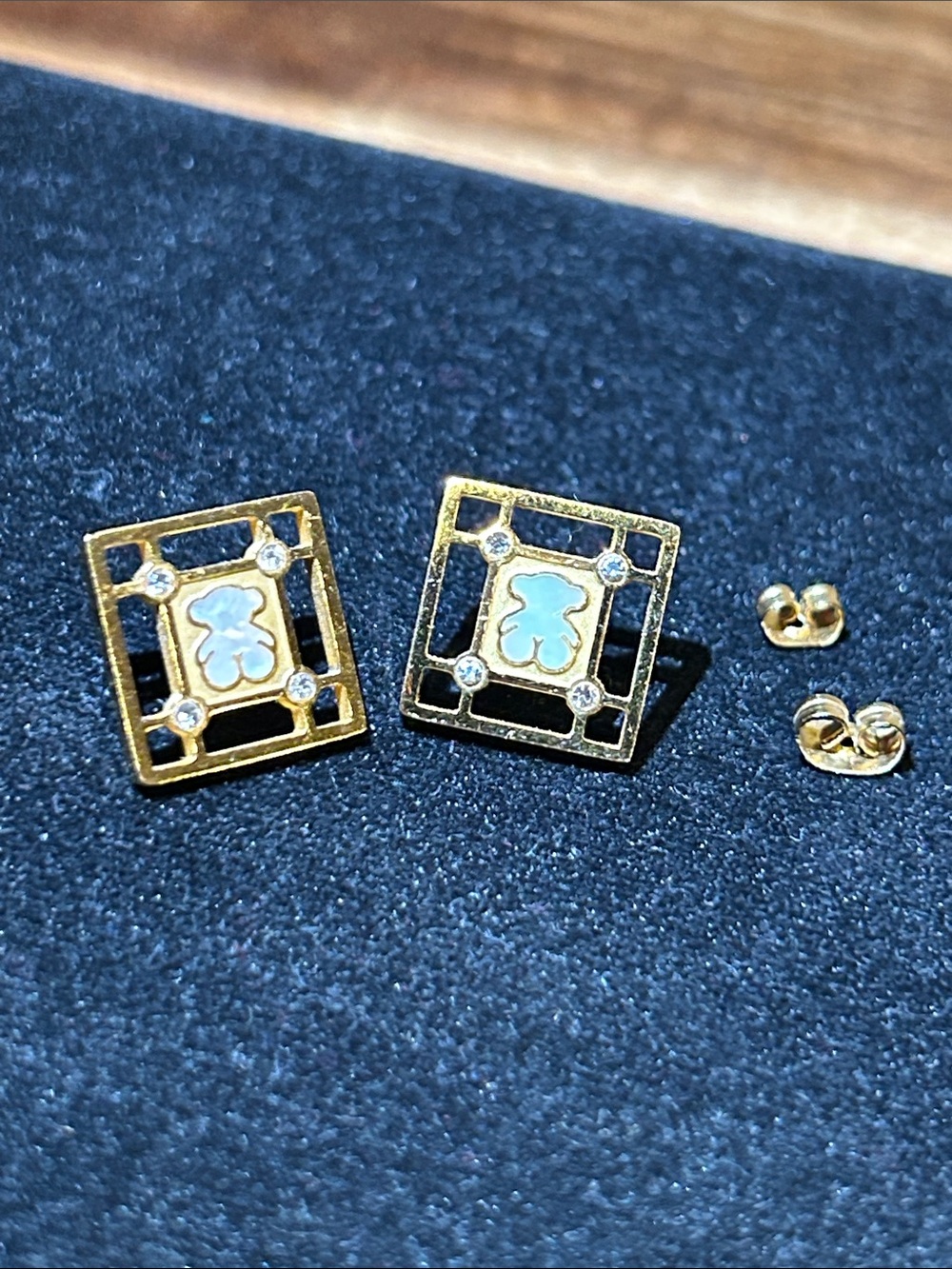 Square Frame Stud Earrings with Mother-of-Pearl Bear Accent TOUS (REPLICA)🌟
